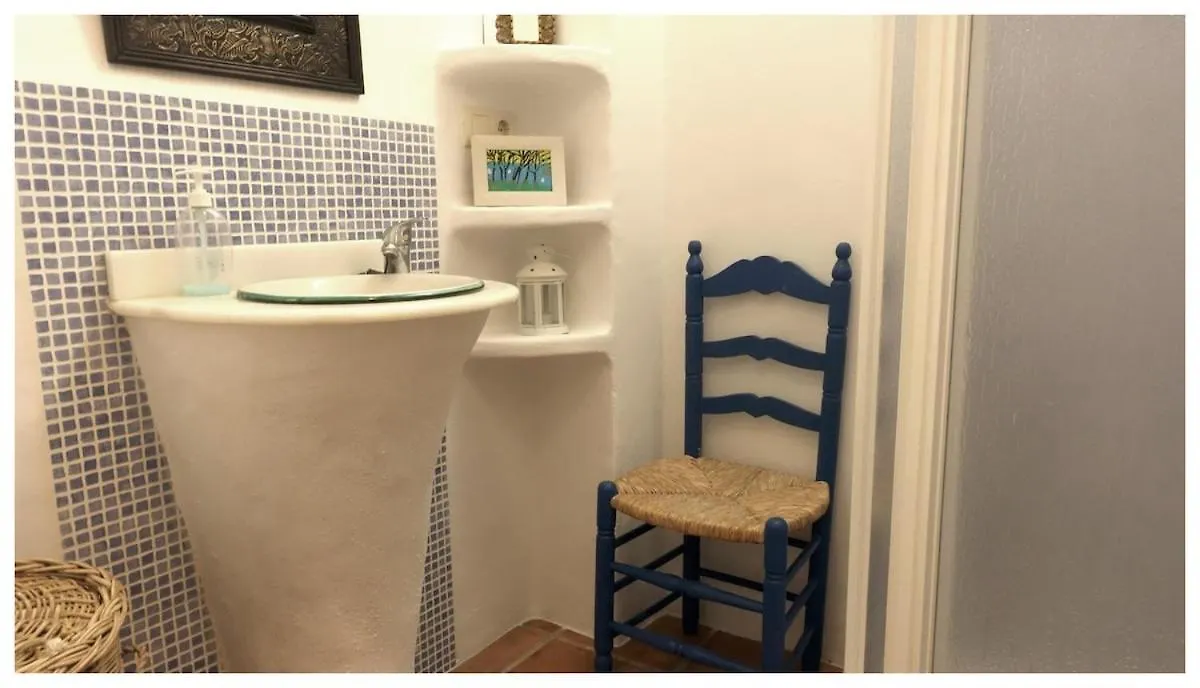 Holiday home Country House La Tolona Valor