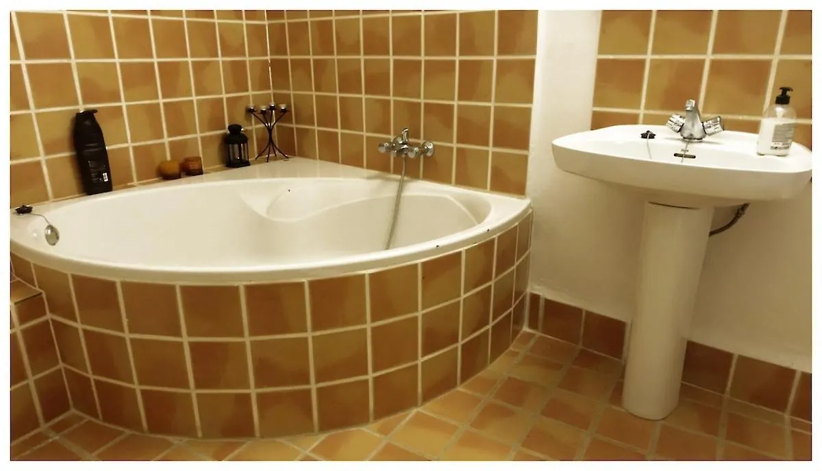 Holiday home Country House La Tolona Valor
